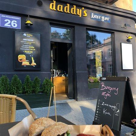 Daddy's Burger